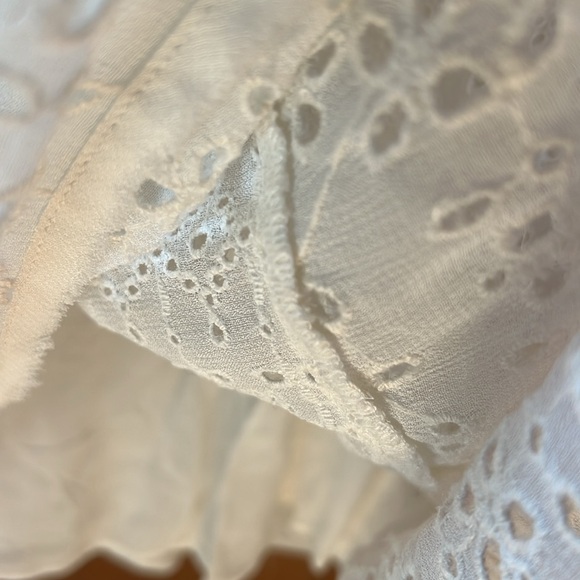 EUC cream Zara eyelet tunic dress - Picture 4 of 4